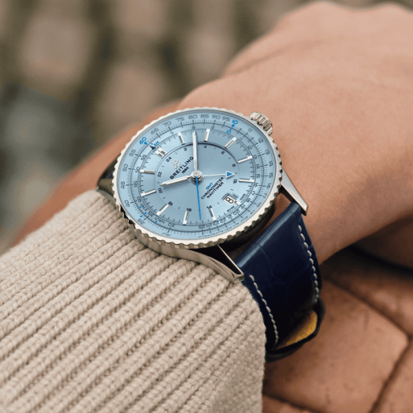 NAVITIMER AUTOMATIC GMT 41 - Image 2